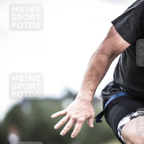 21.06.2026 - 29. Vierlanden-Triathlon H.Heesch http://msf.ph/oto/9851430 21.06.2026 12:02:40 Radfahren 760, 806, 878, 892 meine-sportfotos.de