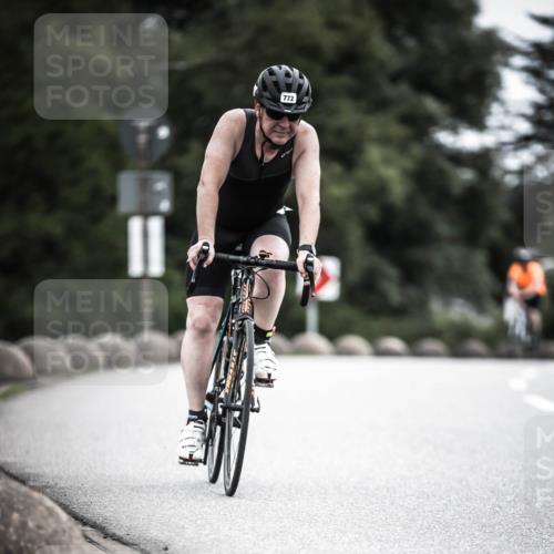 21.06.2026 - 29. Vierlanden-Triathlon H.Heesch http://msf.ph/oto/9851461 21.06.2026 12:02:50 Radfahren 292, 772, 846, 866, 869, 870, 881 meine-sportfotos.de