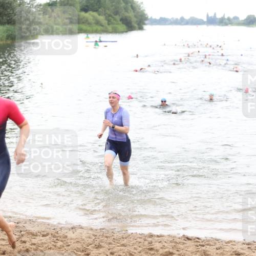 21.06.2026 - 29. Vierlanden-Triathlon Andreas Tolksdorf http://msf.ph/oto/9851470 21.06.2026 10:17:40 Schwimmen 353, 508, 575 meine-sportfotos.de