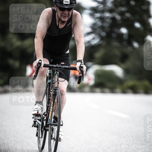 21.06.2026 - 29. Vierlanden-Triathlon H.Heesch http://msf.ph/oto/9851478 21.06.2026 12:02:50 Radfahren 292, 772, 846, 866, 869, 870, 881 meine-sportfotos.de