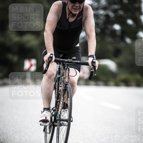 21.06.2026 - 29. Vierlanden-Triathlon H.Heesch http://msf.ph/oto/9851482 21.06.2026 12:02:51 Radfahren 292, 734, 772, 846, 866, 869, 870, 881 meine-sportfotos.de