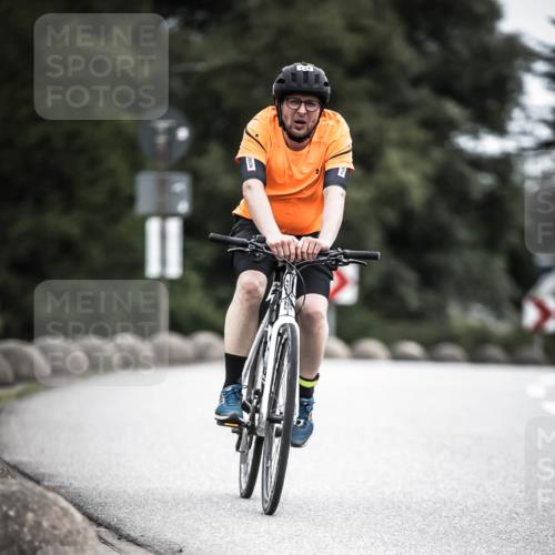 21.06.2026 - 29. Vierlanden-Triathlon H.Heesch http://msf.ph/oto/9851486 21.06.2026 12:02:57 Radfahren 292, 734, 866 meine-sportfotos.de