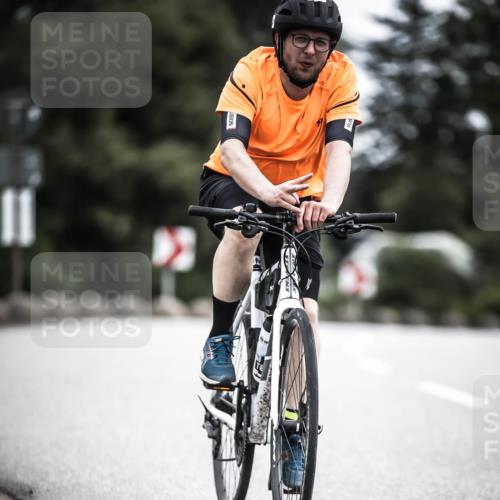 21.06.2026 - 29. Vierlanden-Triathlon H.Heesch http://msf.ph/oto/9851503 21.06.2026 12:02:57 Radfahren 292, 734, 866 meine-sportfotos.de