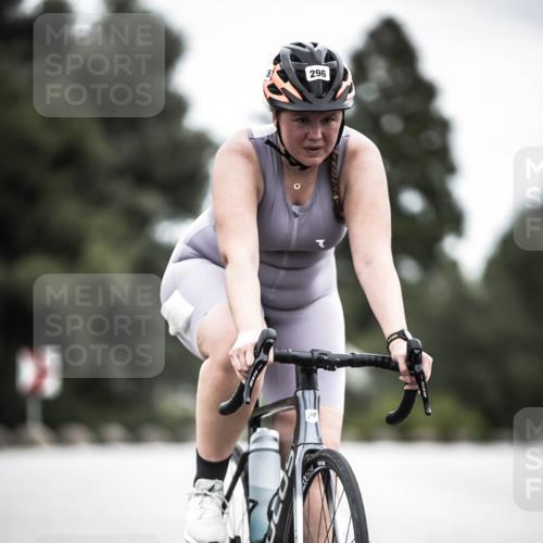 21.06.2026 - 29. Vierlanden-Triathlon H.Heesch http://msf.ph/oto/9851528 21.06.2026 12:03:10 Radfahren 296, 651, 666, 741 meine-sportfotos.de