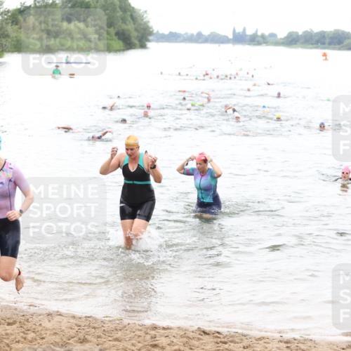21.06.2026 - 29. Vierlanden-Triathlon Andreas Tolksdorf http://msf.ph/oto/9851562 21.06.2026 10:17:59 Schwimmen 481, 514, 553, 557, 563, 565 meine-sportfotos.de