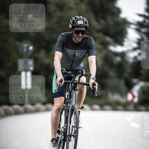21.06.2026 - 29. Vierlanden-Triathlon H.Heesch http://msf.ph/oto/9851574 21.06.2026 12:03:53 Radfahren 819 meine-sportfotos.de