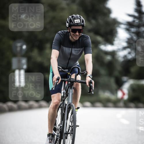 21.06.2026 - 29. Vierlanden-Triathlon H.Heesch http://msf.ph/oto/9851575 21.06.2026 12:03:53 Radfahren 819 meine-sportfotos.de