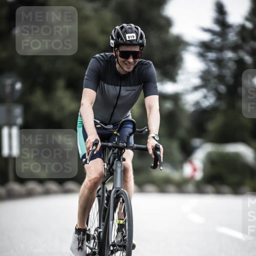 21.06.2026 - 29. Vierlanden-Triathlon H.Heesch http://msf.ph/oto/9851579 21.06.2026 12:03:53 Radfahren 819 meine-sportfotos.de