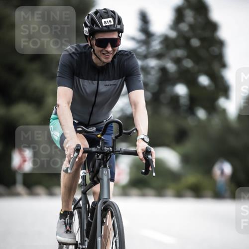 21.06.2026 - 29. Vierlanden-Triathlon H.Heesch http://msf.ph/oto/9851588 21.06.2026 12:03:53 Radfahren 819 meine-sportfotos.de