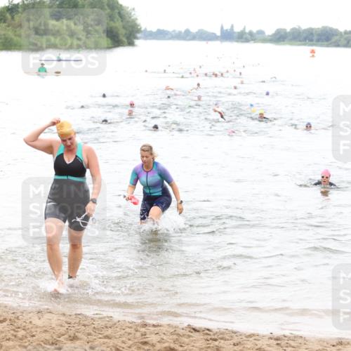 21.06.2026 - 29. Vierlanden-Triathlon Andreas Tolksdorf http://msf.ph/oto/9851592 21.06.2026 10:18:00 Schwimmen 514, 553, 557, 563, 565 meine-sportfotos.de