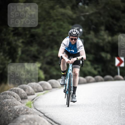 21.06.2026 - 29. Vierlanden-Triathlon H.Heesch http://msf.ph/oto/9851593 21.06.2026 12:04:00 Radfahren 901 meine-sportfotos.de