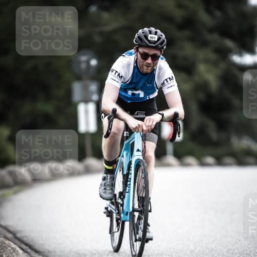 21.06.2026 - 29. Vierlanden-Triathlon H.Heesch http://msf.ph/oto/9851615 21.06.2026 12:04:00 Radfahren 901 meine-sportfotos.de