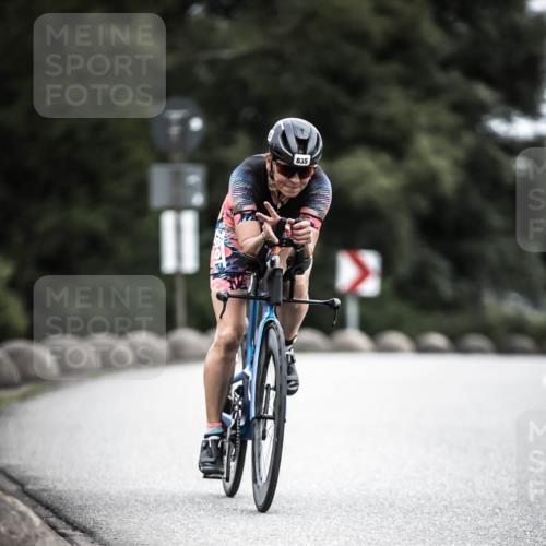 21.06.2026 - 29. Vierlanden-Triathlon H.Heesch http://msf.ph/oto/9851641 21.06.2026 12:04:09 Radfahren 269, 835, 890 meine-sportfotos.de