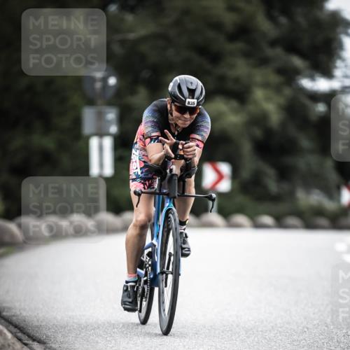 21.06.2026 - 29. Vierlanden-Triathlon H.Heesch http://msf.ph/oto/9851643 21.06.2026 12:04:09 Radfahren 269, 835, 890 meine-sportfotos.de