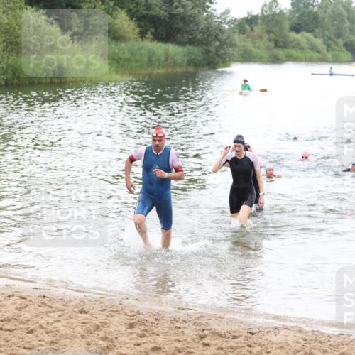 21.06.2026 - 29. Vierlanden-Triathlon Andreas Tolksdorf http://msf.ph/oto/9851675 21.06.2026 10:18:21 Schwimmen 499, 571, 582, 592, 606, 618 meine-sportfotos.de
