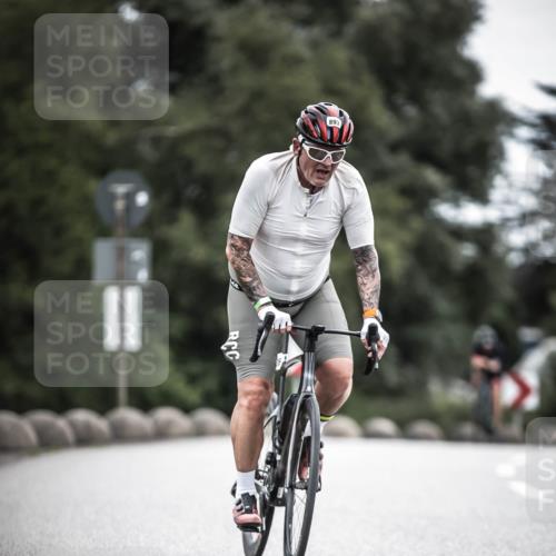 21.06.2026 - 29. Vierlanden-Triathlon H.Heesch http://msf.ph/oto/9851683 21.06.2026 12:04:22 Radfahren 863, 893, 894, 900 meine-sportfotos.de