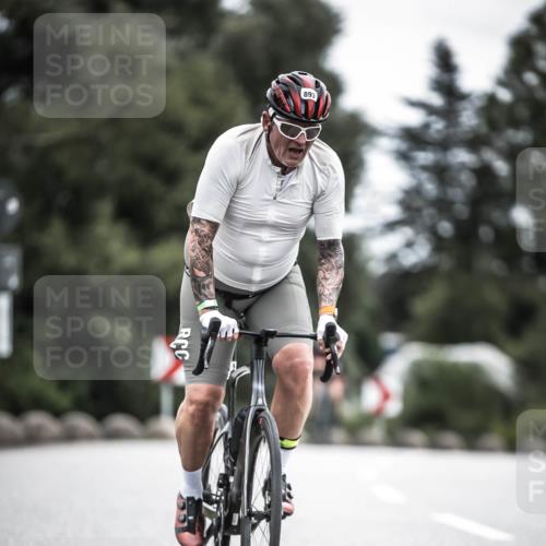 21.06.2026 - 29. Vierlanden-Triathlon H.Heesch http://msf.ph/oto/9851691 21.06.2026 12:04:22 Radfahren 863, 893, 894, 900 meine-sportfotos.de