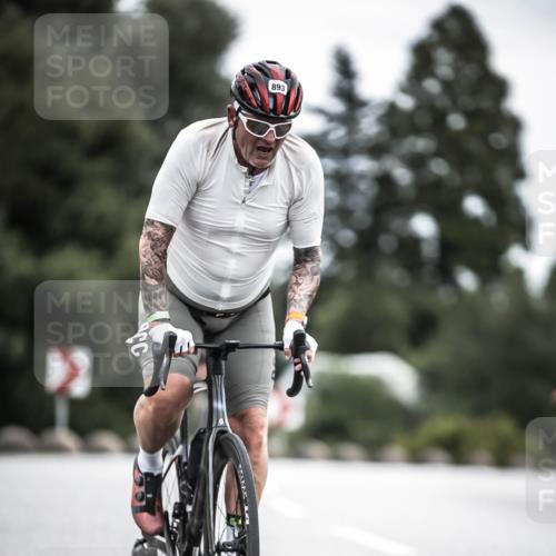 21.06.2026 - 29. Vierlanden-Triathlon H.Heesch http://msf.ph/oto/9851695 21.06.2026 12:04:22 Radfahren 863, 893, 894, 900 meine-sportfotos.de