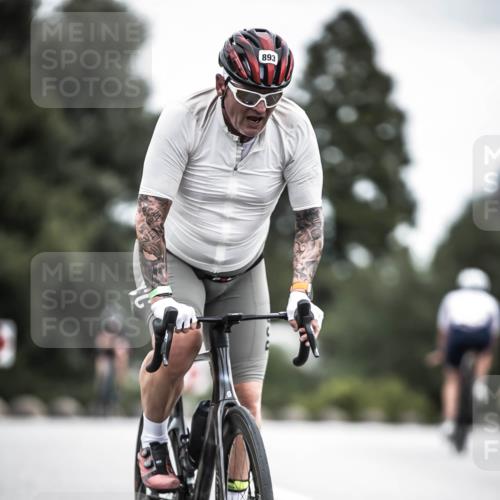 21.06.2026 - 29. Vierlanden-Triathlon H.Heesch http://msf.ph/oto/9851700 21.06.2026 12:04:23 Radfahren 863, 893, 894 meine-sportfotos.de