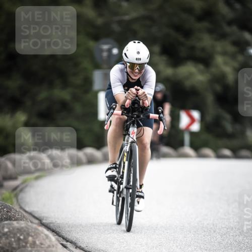 21.06.2026 - 29. Vierlanden-Triathlon H.Heesch http://msf.ph/oto/9851738 21.06.2026 12:04:49 Radfahren 766, 828 meine-sportfotos.de