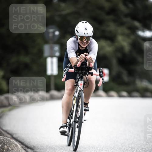 21.06.2026 - 29. Vierlanden-Triathlon H.Heesch http://msf.ph/oto/9851745 21.06.2026 12:04:49 Radfahren 766, 828 meine-sportfotos.de