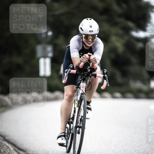 21.06.2026 - 29. Vierlanden-Triathlon H.Heesch http://msf.ph/oto/9851748 21.06.2026 12:04:49 Radfahren 766, 828 meine-sportfotos.de