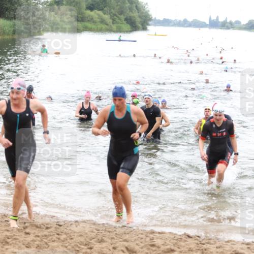 21.06.2026 - 29. Vierlanden-Triathlon Andreas Tolksdorf http://msf.ph/oto/9851765 21.06.2026 10:18:29 Schwimmen 368, 391, 499, 513, 516, 539, 558, 571, 582, 583, 590, 605, 606, 608 meine-sportfotos.de