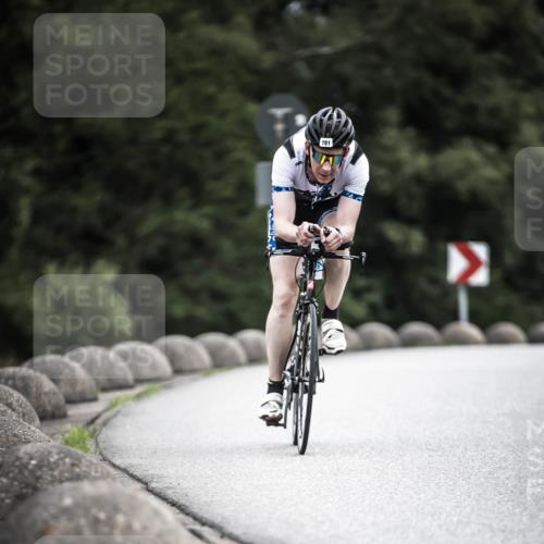 21.06.2026 - 29. Vierlanden-Triathlon H.Heesch http://msf.ph/oto/9851807 21.06.2026 12:05:01 Radfahren 245, 781, 882, 964 meine-sportfotos.de