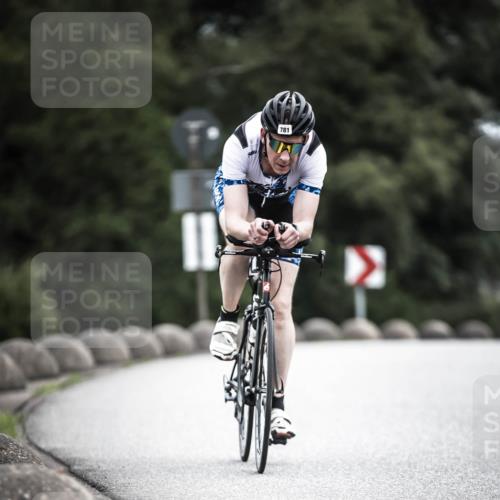 21.06.2026 - 29. Vierlanden-Triathlon H.Heesch http://msf.ph/oto/9851818 21.06.2026 12:05:01 Radfahren 245, 781, 882, 964 meine-sportfotos.de