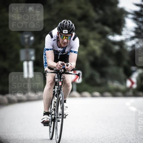 21.06.2026 - 29. Vierlanden-Triathlon H.Heesch http://msf.ph/oto/9851826 21.06.2026 12:05:01 Radfahren 245, 781, 882, 964 meine-sportfotos.de