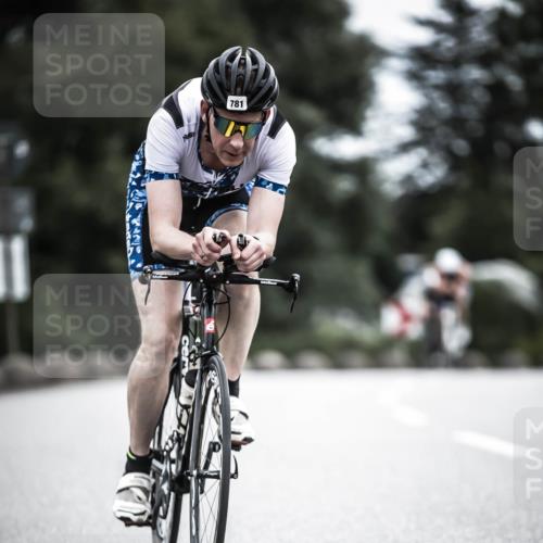 21.06.2026 - 29. Vierlanden-Triathlon H.Heesch http://msf.ph/oto/9851835 21.06.2026 12:05:02 Radfahren 245, 781, 882, 964 meine-sportfotos.de