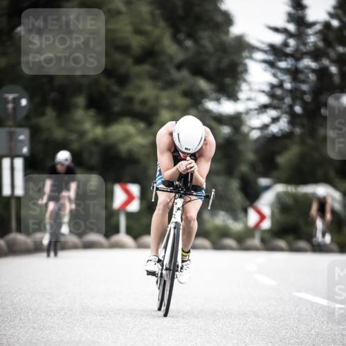 21.06.2026 - 29. Vierlanden-Triathlon H.Heesch http://msf.ph/oto/9851840 21.06.2026 12:05:05 Radfahren 245, 781, 882, 887, 964 meine-sportfotos.de