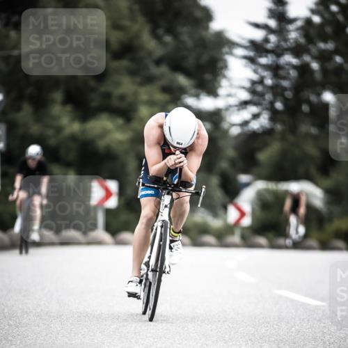 21.06.2026 - 29. Vierlanden-Triathlon H.Heesch http://msf.ph/oto/9851843 21.06.2026 12:05:05 Radfahren 245, 781, 882, 887, 964 meine-sportfotos.de
