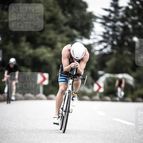 21.06.2026 - 29. Vierlanden-Triathlon H.Heesch http://msf.ph/oto/9851844 21.06.2026 12:05:05 Radfahren 245, 781, 882, 887, 964 meine-sportfotos.de