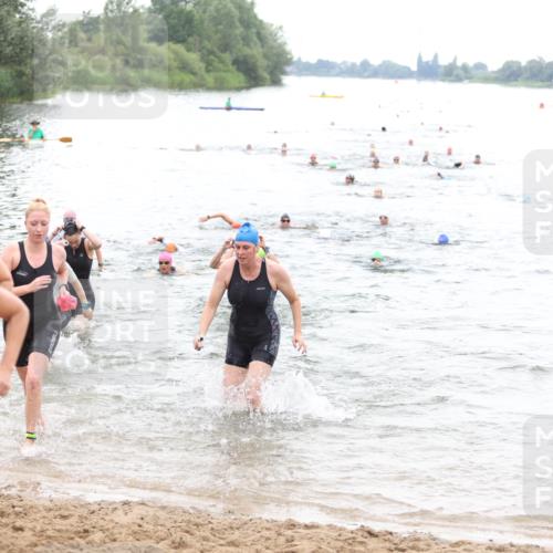 21.06.2026 - 29. Vierlanden-Triathlon Andreas Tolksdorf http://msf.ph/oto/9851856 21.06.2026 10:18:38 Schwimmen 368, 391, 482, 490, 510, 511, 513, 516, 539, 556, 558, 583, 590, 605, 608 meine-sportfotos.de
