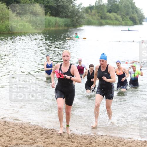 21.06.2026 - 29. Vierlanden-Triathlon Andreas Tolksdorf http://msf.ph/oto/9851870 21.06.2026 10:18:39 Schwimmen 368, 391, 482, 490, 510, 511, 516, 556, 558, 583, 590, 601, 608 meine-sportfotos.de