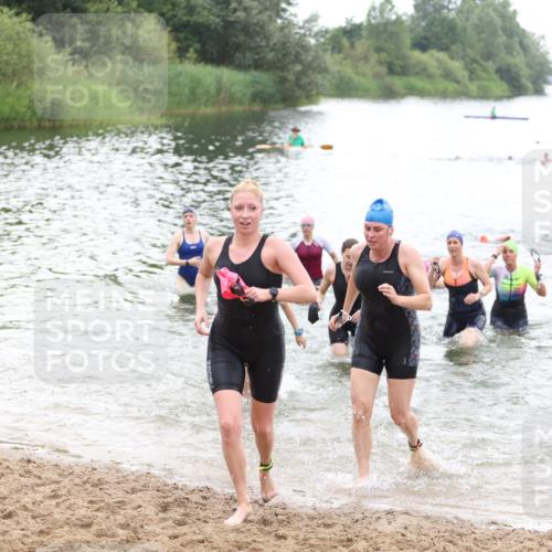 21.06.2026 - 29. Vierlanden-Triathlon Andreas Tolksdorf http://msf.ph/oto/9851875 21.06.2026 10:18:39 Schwimmen 368, 391, 482, 490, 510, 511, 516, 556, 558, 583, 590, 601, 608 meine-sportfotos.de