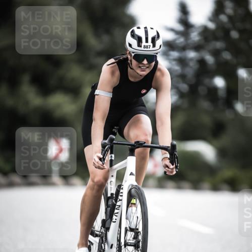 21.06.2026 - 29. Vierlanden-Triathlon H.Heesch http://msf.ph/oto/9851890 21.06.2026 12:05:12 Radfahren 882, 887 meine-sportfotos.de