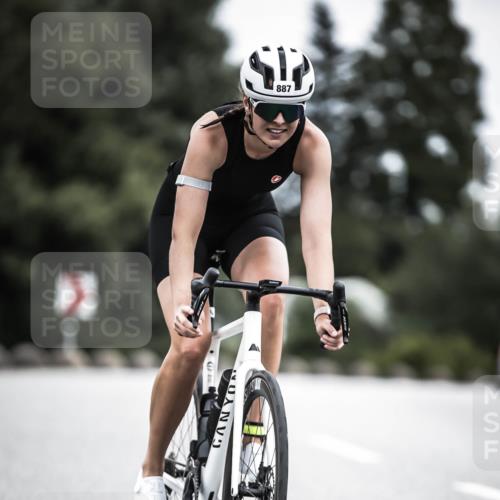 21.06.2026 - 29. Vierlanden-Triathlon H.Heesch http://msf.ph/oto/9851892 21.06.2026 12:05:12 Radfahren 882, 887 meine-sportfotos.de