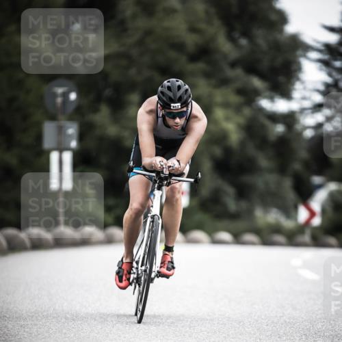 21.06.2026 - 29. Vierlanden-Triathlon H.Heesch http://msf.ph/oto/9851914 21.06.2026 12:05:21 Radfahren 637, 776, 897, 917 meine-sportfotos.de