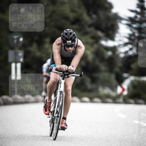 21.06.2026 - 29. Vierlanden-Triathlon H.Heesch http://msf.ph/oto/9851918 21.06.2026 12:05:21 Radfahren 637, 776, 897, 917 meine-sportfotos.de