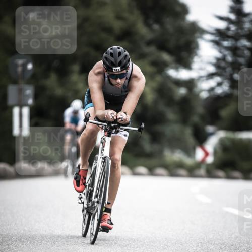 21.06.2026 - 29. Vierlanden-Triathlon H.Heesch http://msf.ph/oto/9851920 21.06.2026 12:05:21 Radfahren 637, 776, 897, 917 meine-sportfotos.de