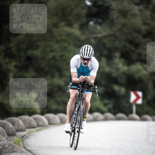 21.06.2026 - 29. Vierlanden-Triathlon H.Heesch http://msf.ph/oto/9851933 21.06.2026 12:05:23 Radfahren 637, 776, 831, 897, 917 meine-sportfotos.de