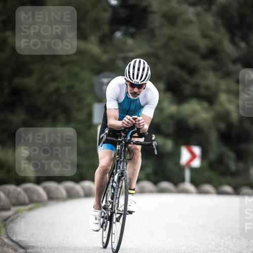 21.06.2026 - 29. Vierlanden-Triathlon H.Heesch http://msf.ph/oto/9851940 21.06.2026 12:05:24 Radfahren 637, 776, 831, 897, 917 meine-sportfotos.de
