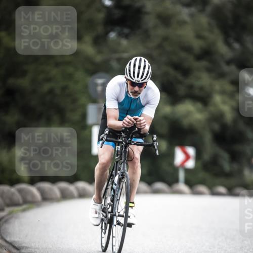21.06.2026 - 29. Vierlanden-Triathlon H.Heesch http://msf.ph/oto/9851942 21.06.2026 12:05:24 Radfahren 637, 776, 831, 897, 917 meine-sportfotos.de