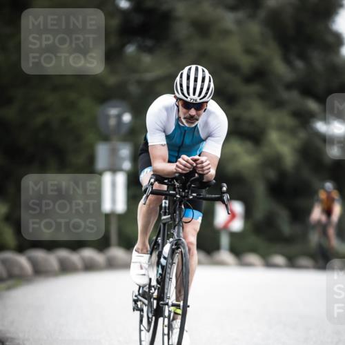 21.06.2026 - 29. Vierlanden-Triathlon H.Heesch http://msf.ph/oto/9851947 21.06.2026 12:05:24 Radfahren 637, 776, 831, 897, 917 meine-sportfotos.de