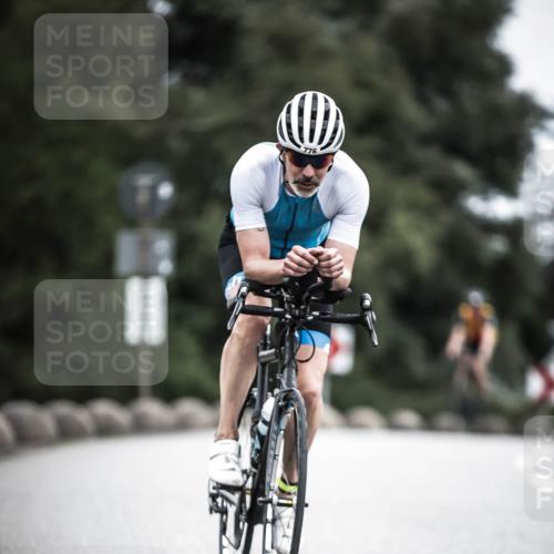 21.06.2026 - 29. Vierlanden-Triathlon H.Heesch http://msf.ph/oto/9851950 21.06.2026 12:05:24 Radfahren 637, 776, 831, 897, 917 meine-sportfotos.de