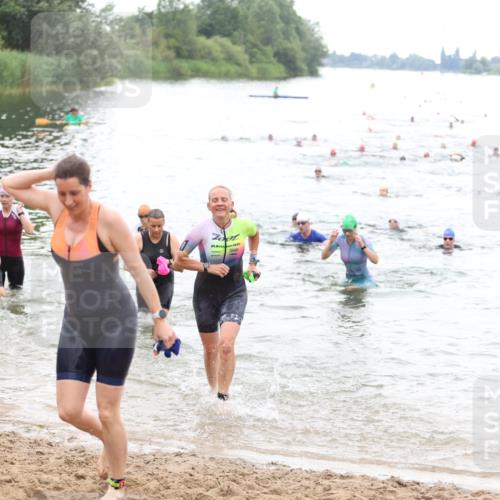 21.06.2026 - 29. Vierlanden-Triathlon Andreas Tolksdorf http://msf.ph/oto/9851952 21.06.2026 10:18:45 Schwimmen 482, 490, 492, 510, 511, 524, 551, 556, 558, 590, 601 meine-sportfotos.de