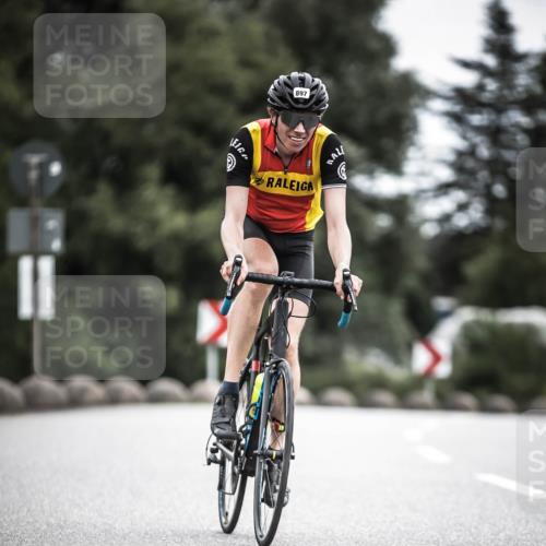 21.06.2026 - 29. Vierlanden-Triathlon H.Heesch http://msf.ph/oto/9851973 21.06.2026 12:05:28 Radfahren 637, 662, 776, 831, 897 meine-sportfotos.de