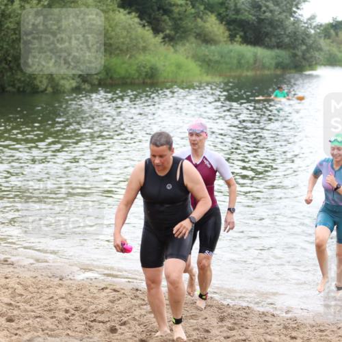 21.06.2026 - 29. Vierlanden-Triathlon Andreas Tolksdorf http://msf.ph/oto/9851989 21.06.2026 10:18:51 Schwimmen 355, 482, 492, 497, 524, 551, 556, 561, 570, 595, 601 meine-sportfotos.de